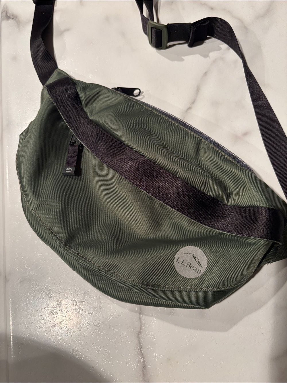 L.L.Bean Stowaway Waist or crossbody Pack Nylon Green & Black Belt Bag